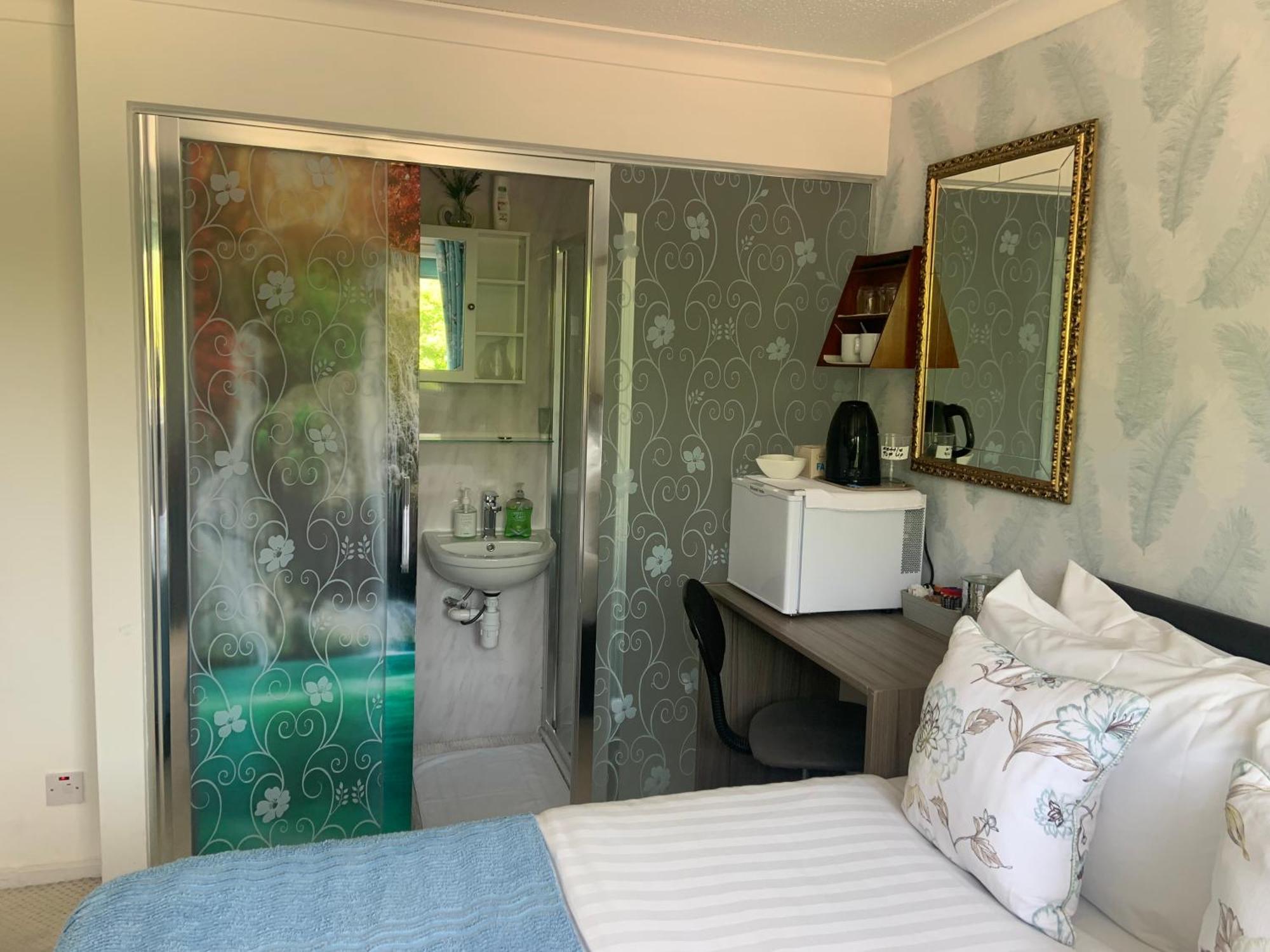 Enjoy Your Stay At Chorley Road Droitwich Spa Chambre photo