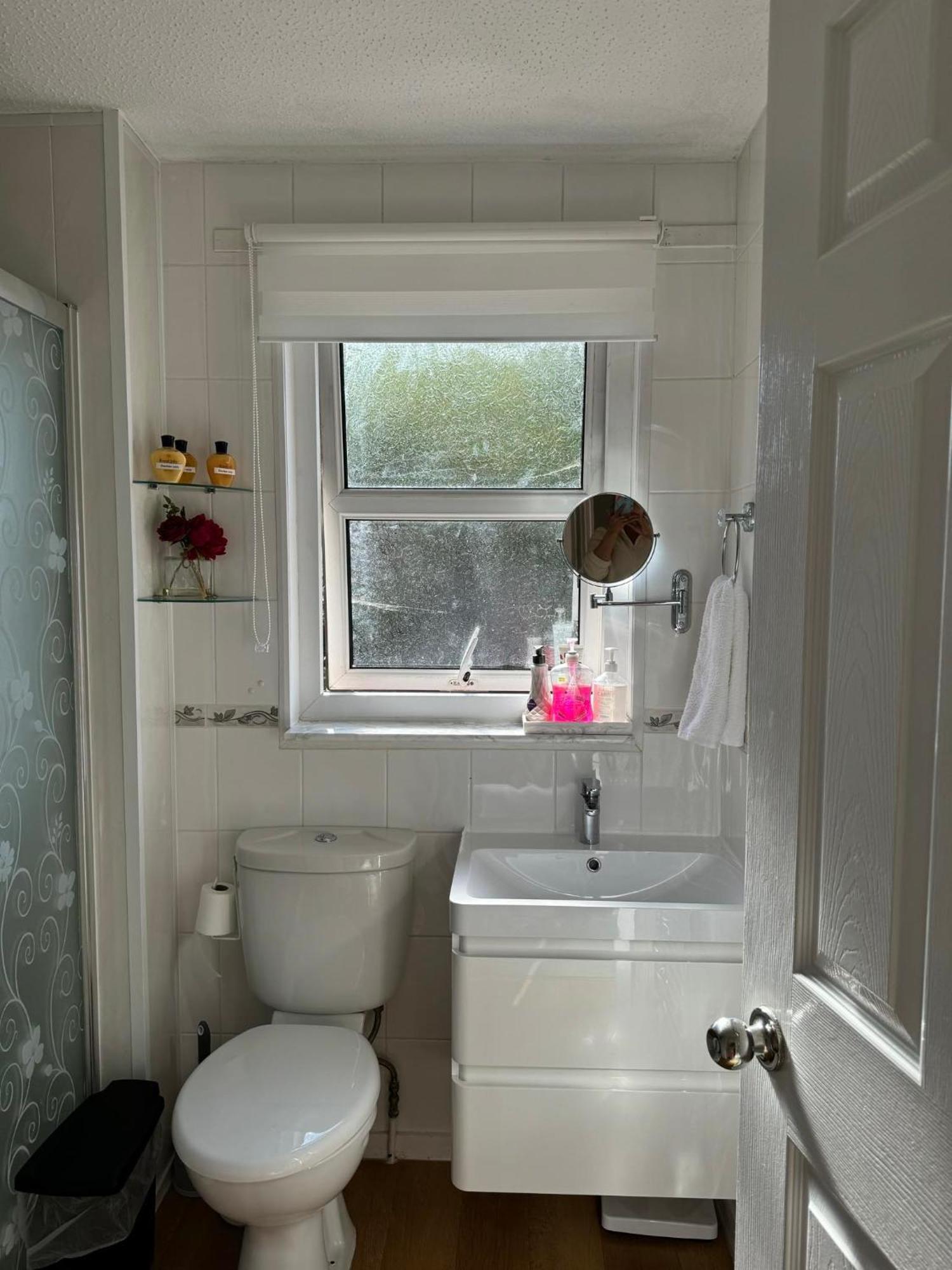 Enjoy Your Stay At Chorley Road Droitwich Spa Extérieur photo